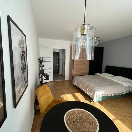 C & A Apartment *